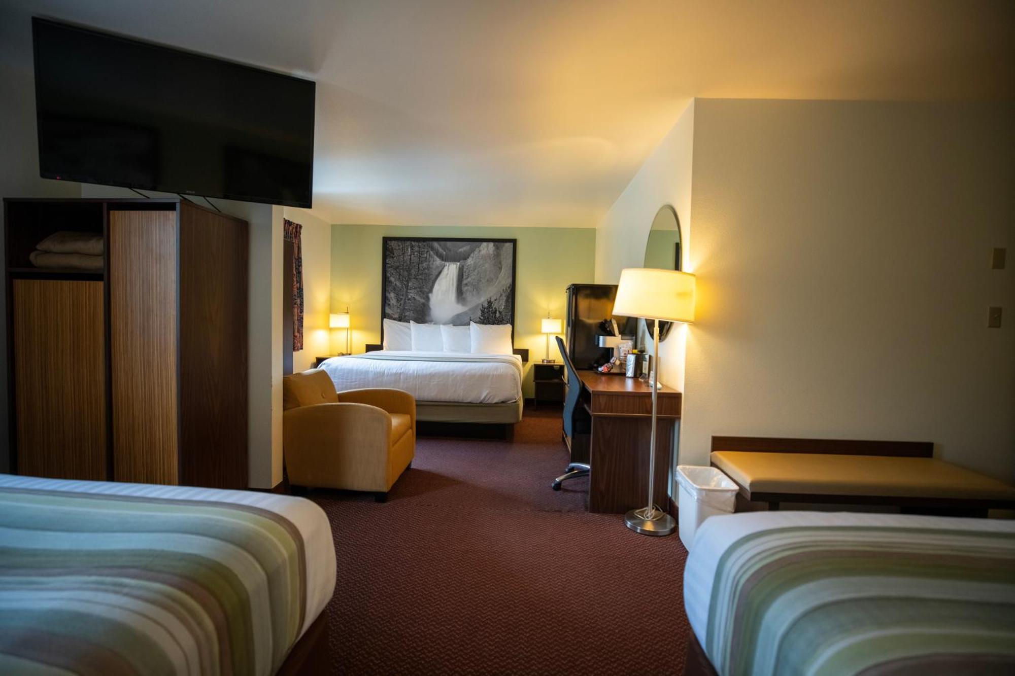 Mountain Vista Hotel Вест-Йеллоустоун Екстер'єр фото