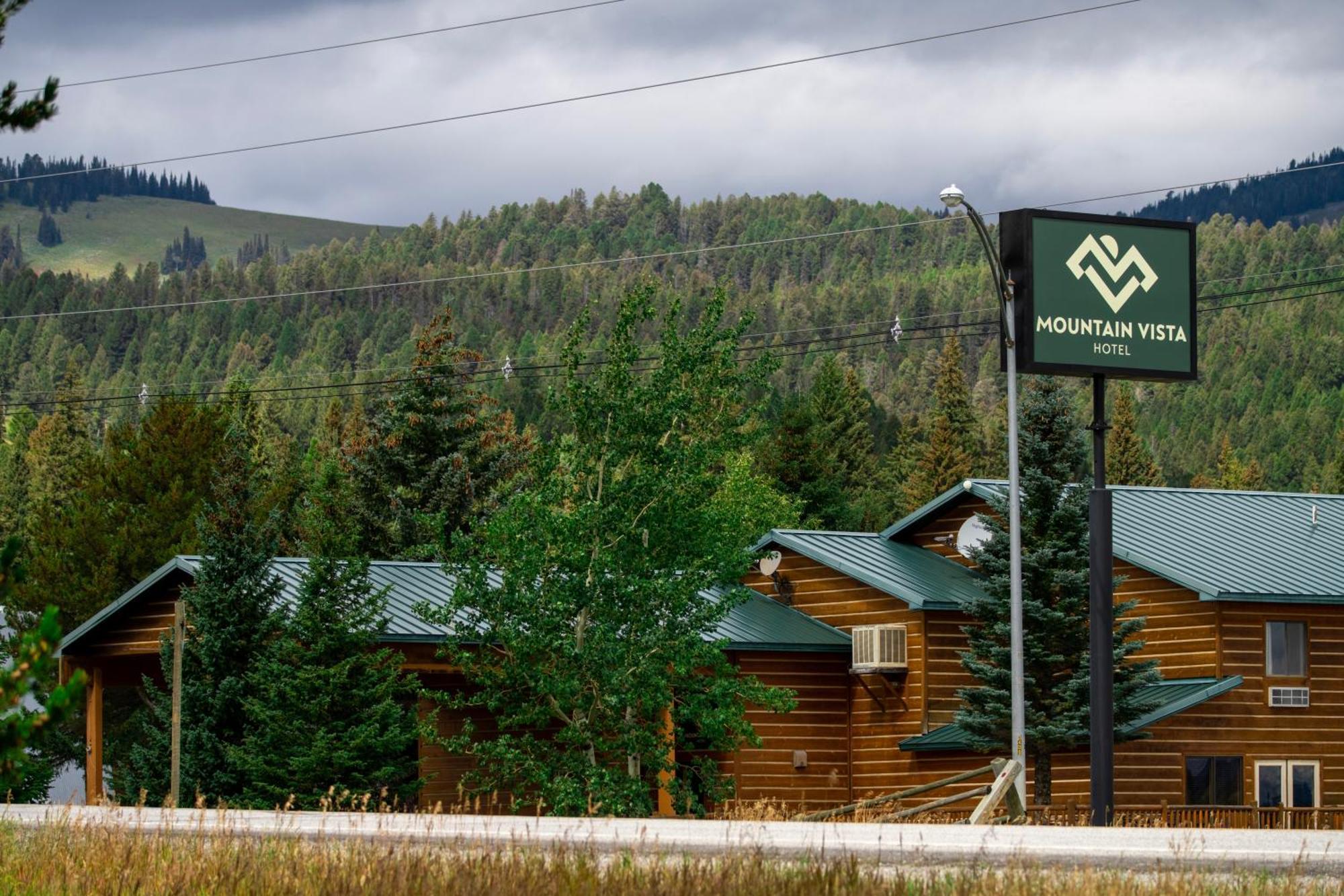 Mountain Vista Hotel Вест-Йеллоустоун Екстер'єр фото